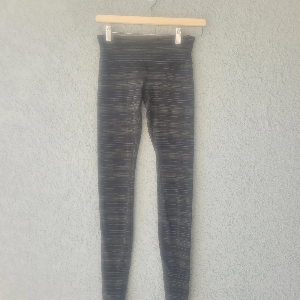 Lululemon Athletica Cyber Stripe Leggings in Black and Green